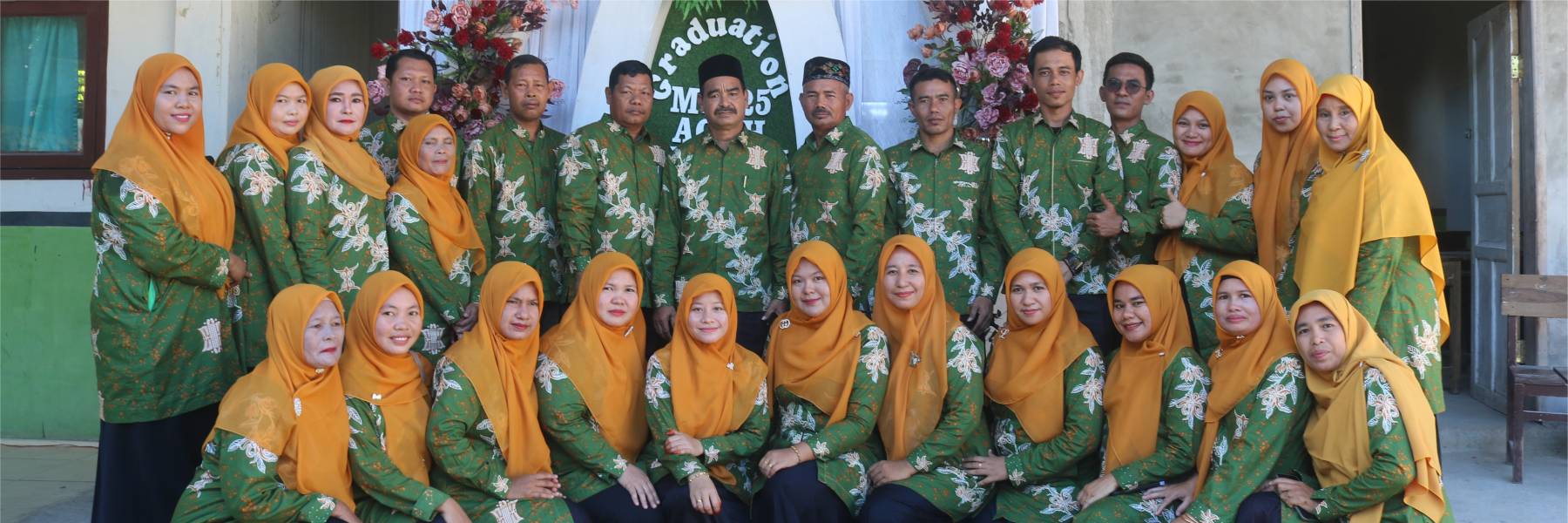 Keluarga Besar MIN 25 Asel